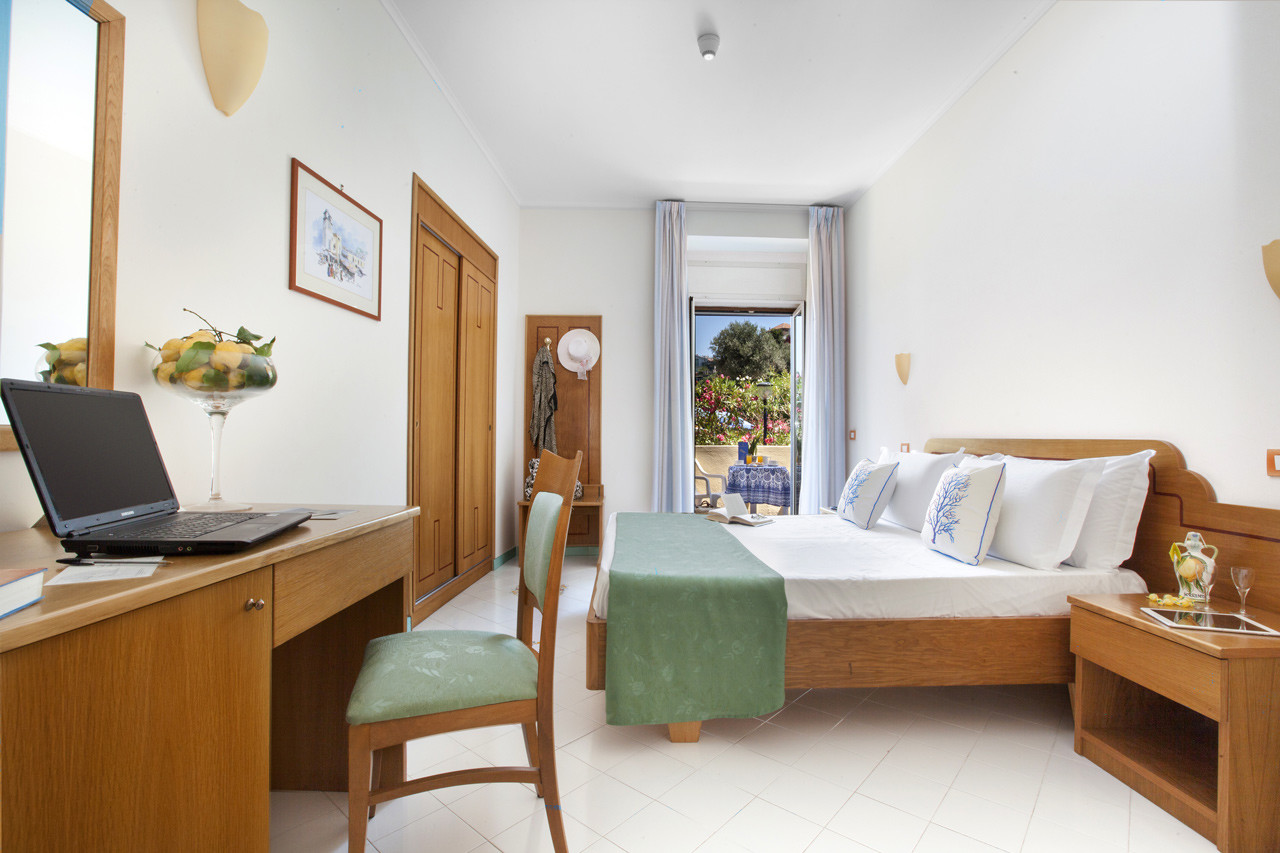 Hotel Piccolo Paradiso Srl